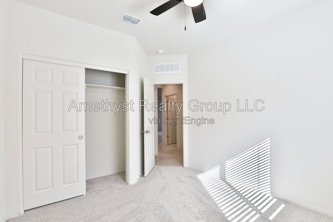 Building Photo - 24642 W Flores Dr