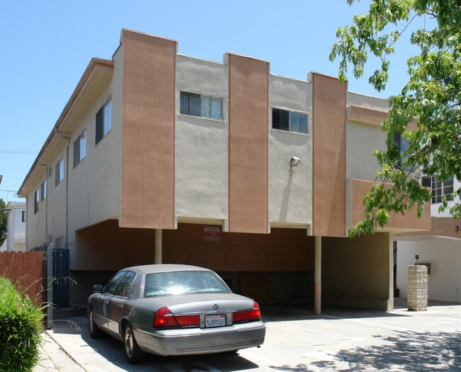Building Photo - 3708 Veteran Ave