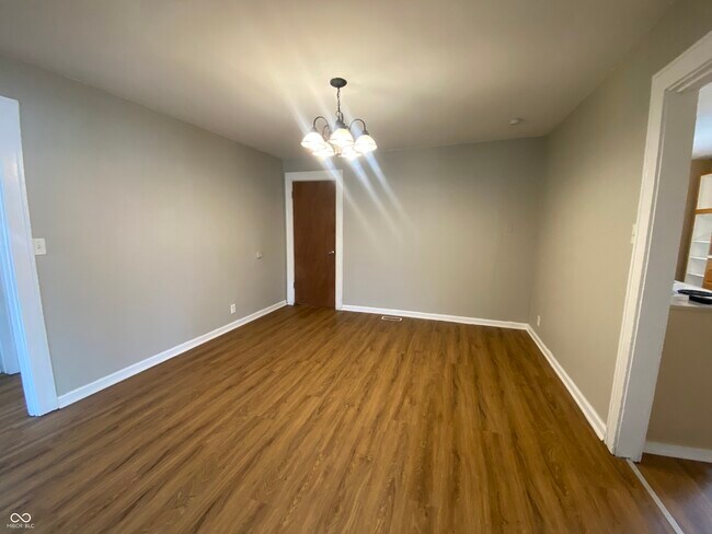 Building Photo - 1745 N Lesley Ave