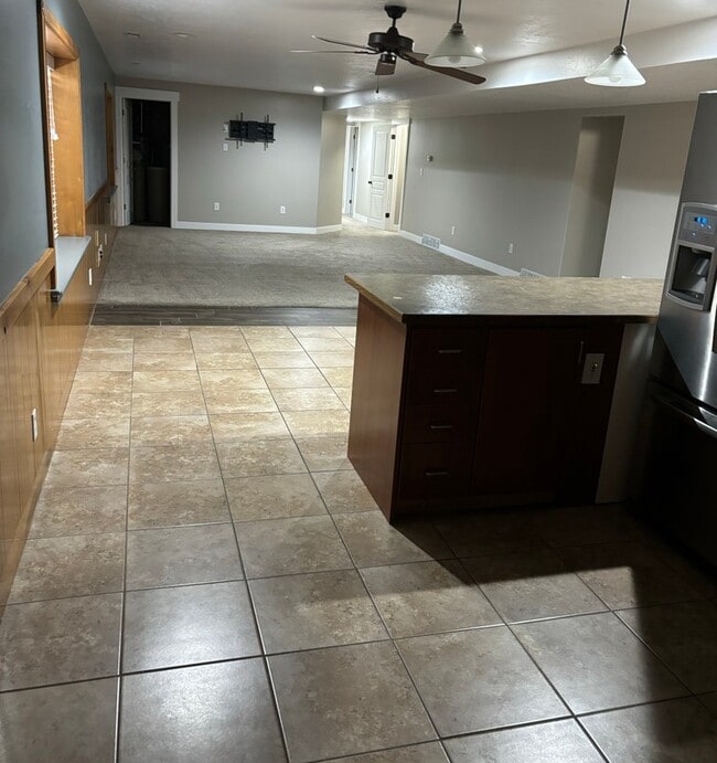 Building Photo - 9789 Timp View Dr