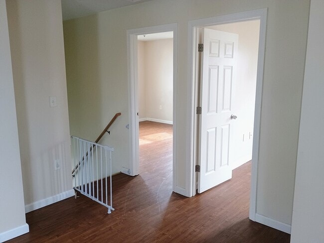 Building Photo - 207 High St