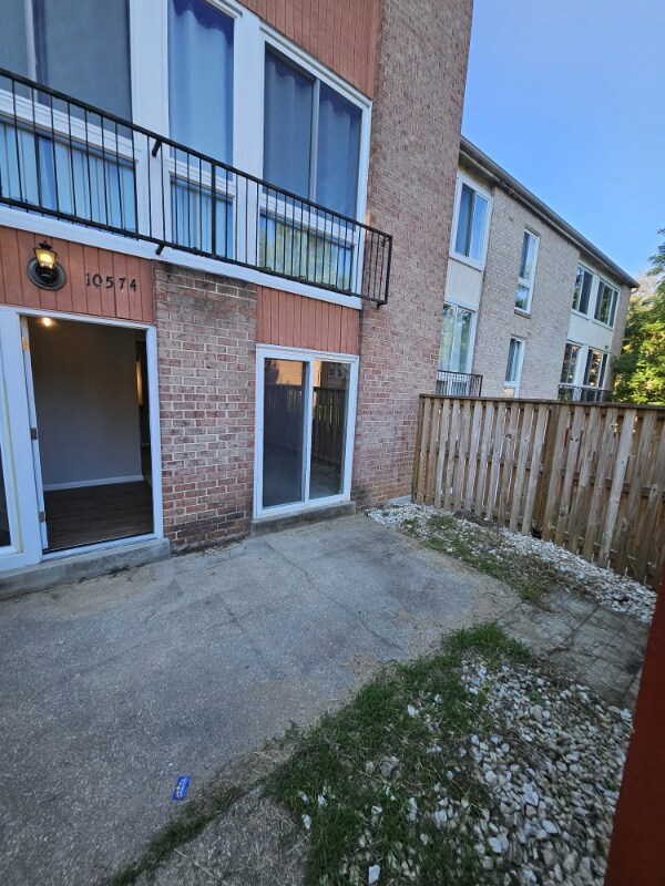 Building Photo - 10574 Faulkner Ridge Cir