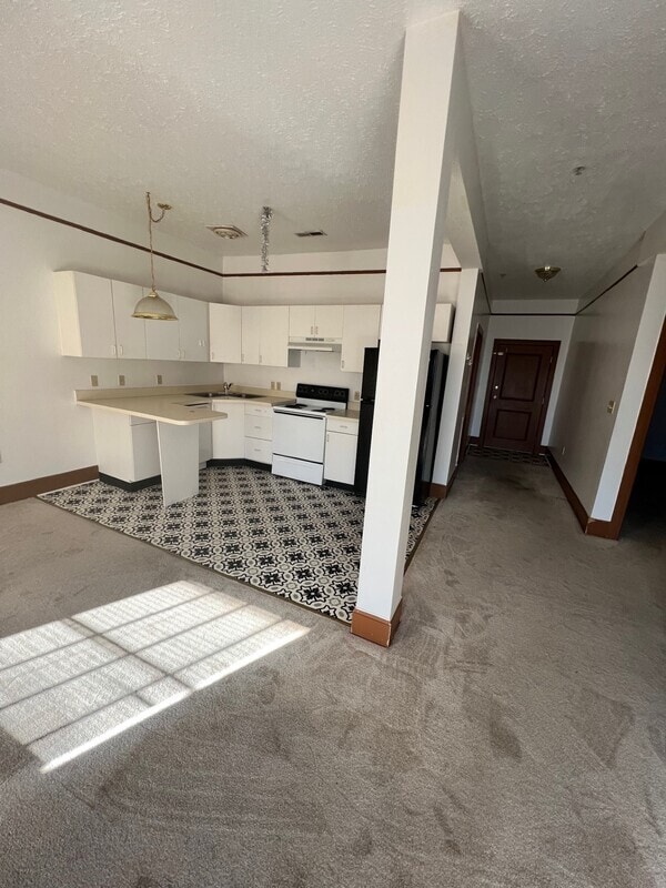 Building Photo - 101 N 2nd St