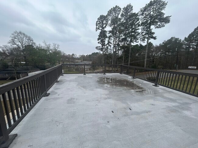 Building Photo - 331 Buena Vista Rd