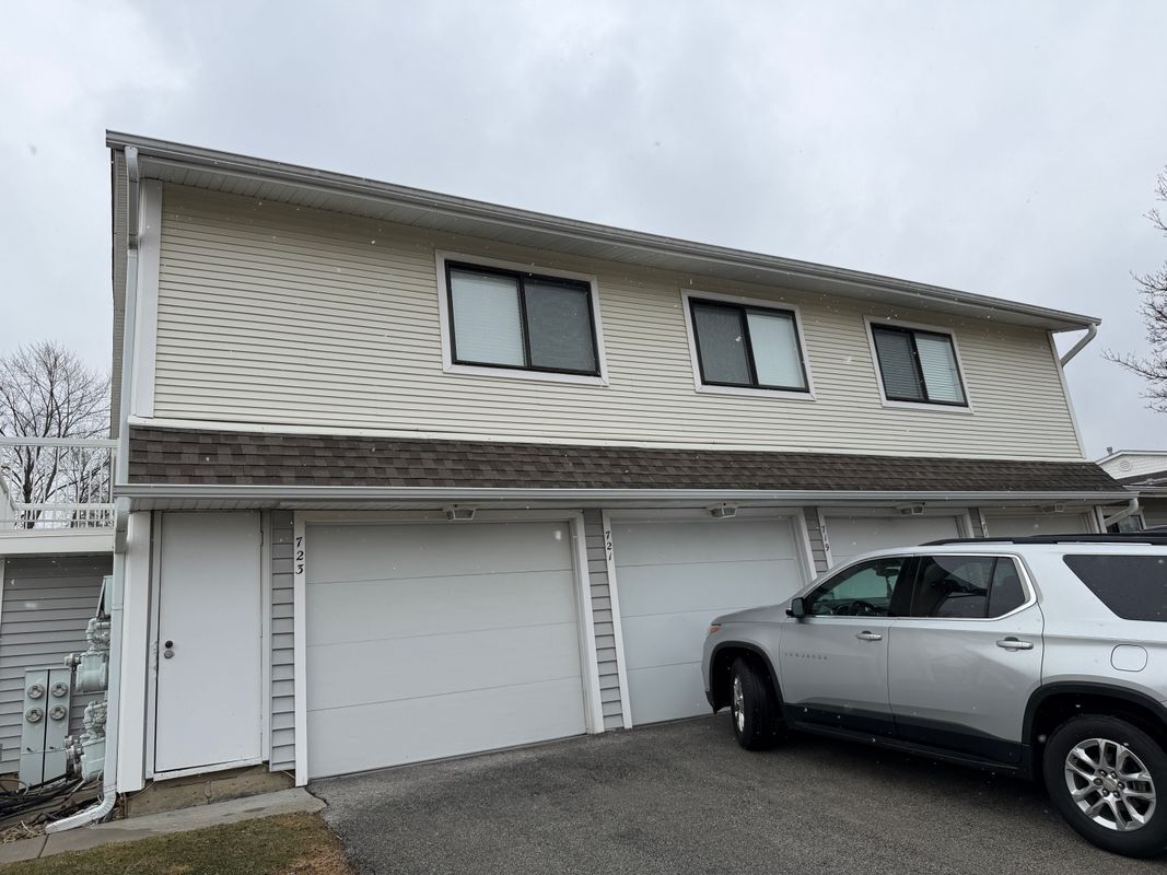 Building Photo - 721 Sunfish Point