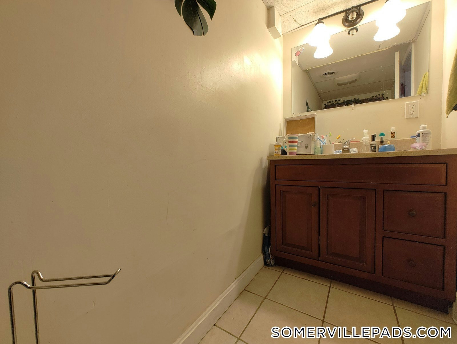 Building Photo - 9 Medford St