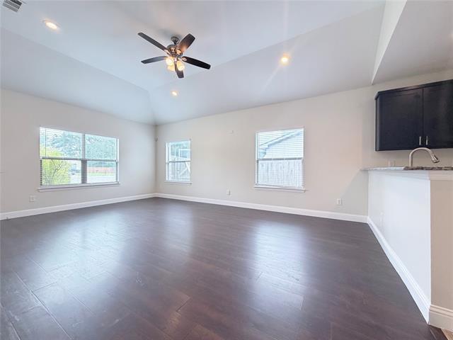 Building Photo - 4901 Rimwood Dr