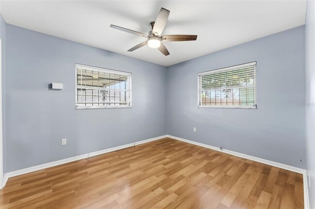 Building Photo - 2711 W Heiter St