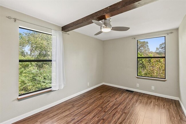 Building Photo - 4301 Stearn's Ln