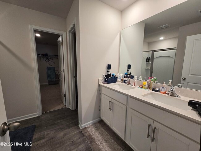Building Photo - 4510 Sandstone Dr