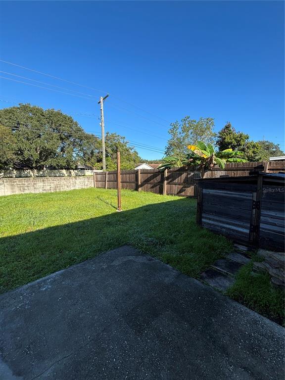 Building Photo - 1761 Lakeview Village Dr