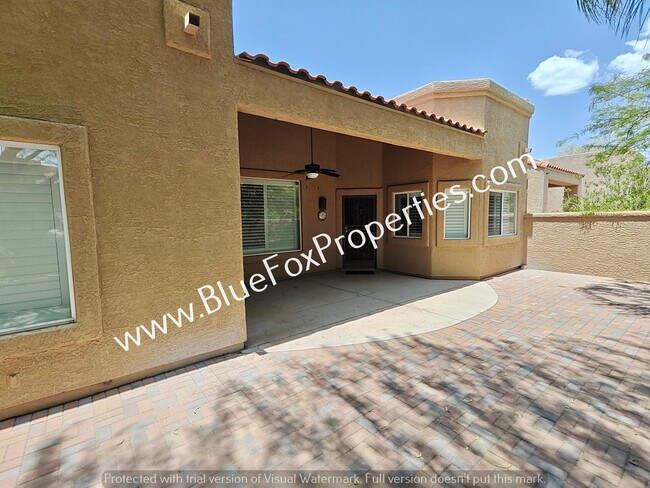 Building Photo - 12628 N Running Coyote Dr