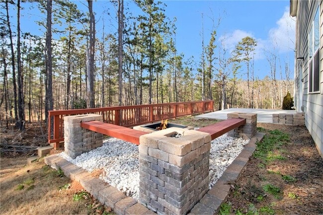 Building Photo - 1083 Shadow Glen Drive