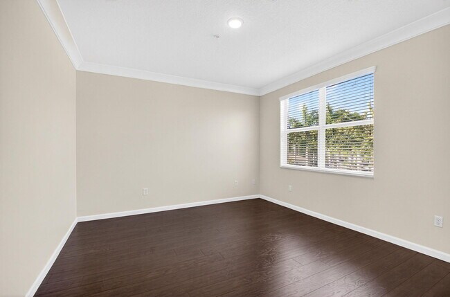 Building Photo - 4920 NW 15th Ave