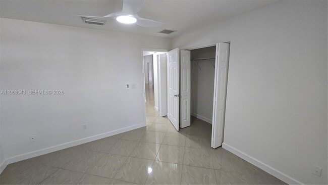 Building Photo - 250 Ipswich St