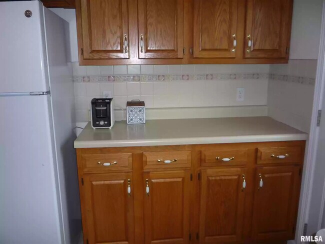 Building Photo - 534 Eagle Ridge Dr