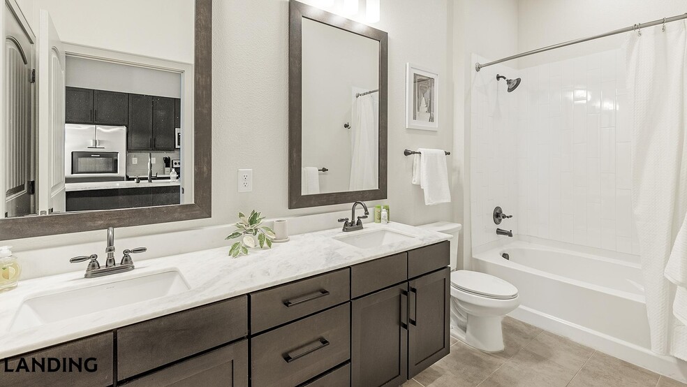 Building Photo - 3235 Heritage Trl