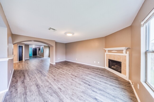 Building Photo - 20119 Baron Brook Dr