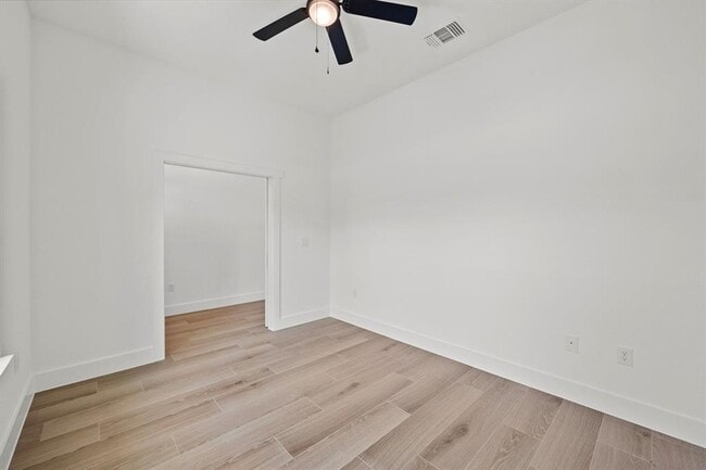 Building Photo - 21679 High Dr