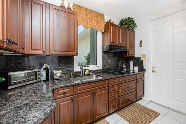 Building Photo - 202 George Rd SE