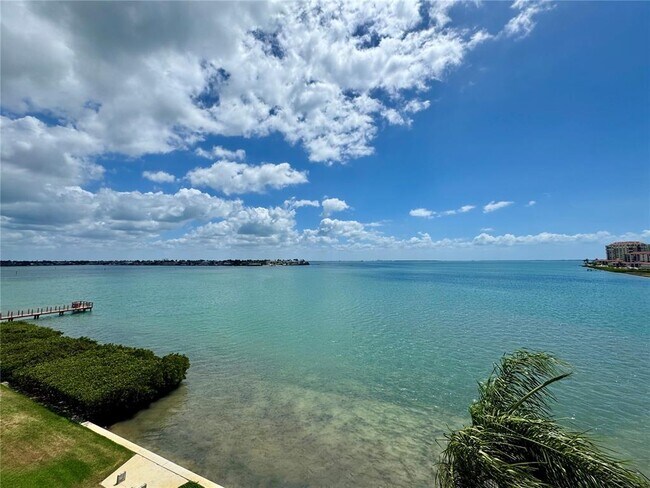 Building Photo - 5700 Escondida Blvd S