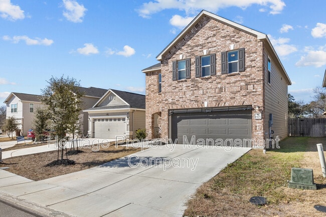 Building Photo - 1915 Overlook Knoll