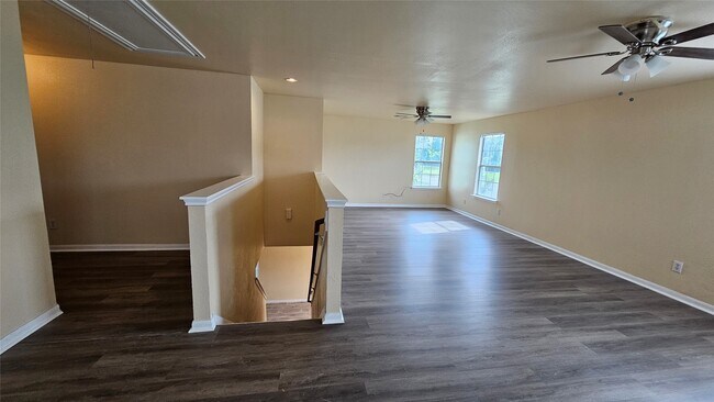 Building Photo - 22135 Greengate Dr