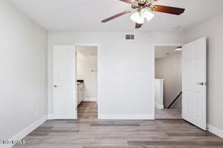 Building Photo - 935 N Granite Reef Rd