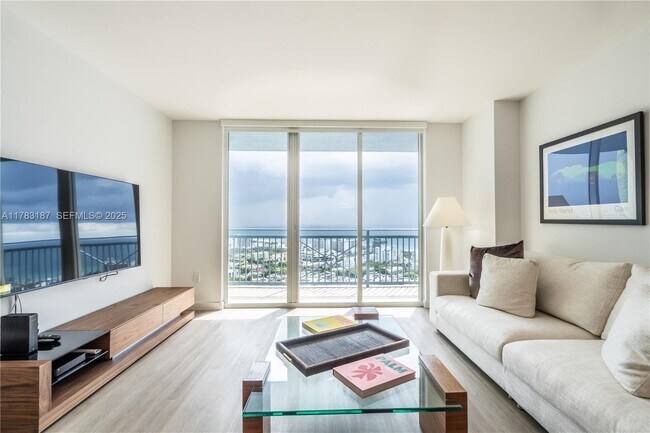 Building Photo - 90 Alton Rd