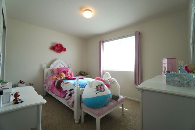 Building Photo - 9690 Beryl Dr