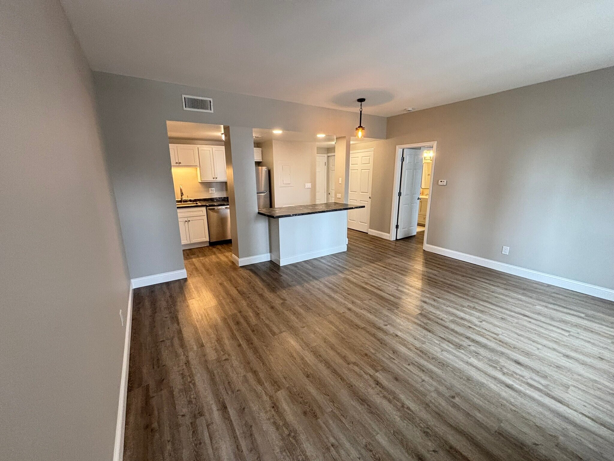 Building Photo - 5316 Pershing Ave