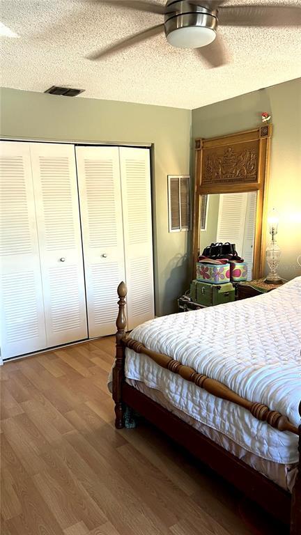 Building Photo - 257 SW Lincoln Cir N