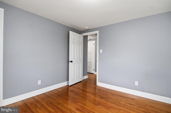 Building Photo - 40 Lee St