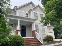 Building Photo - 102 LittleBranch Trail