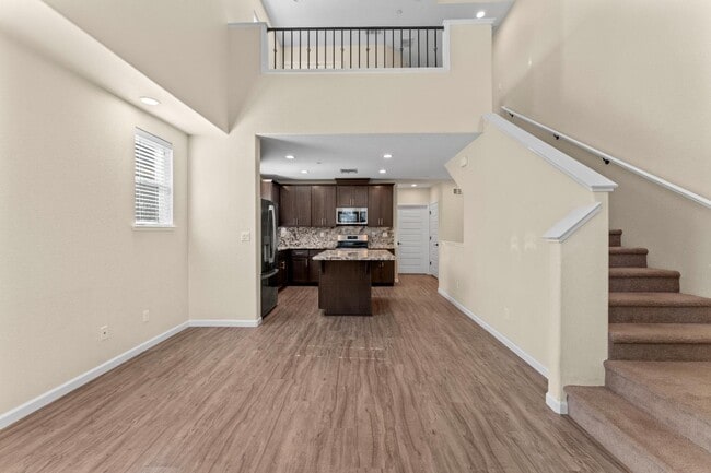 Building Photo - 510 15th St