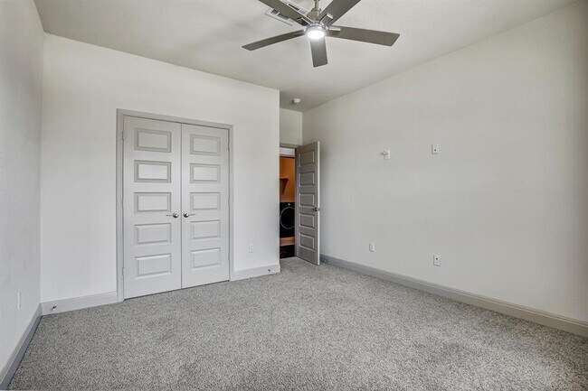 Building Photo - 18012 Stefano Dr