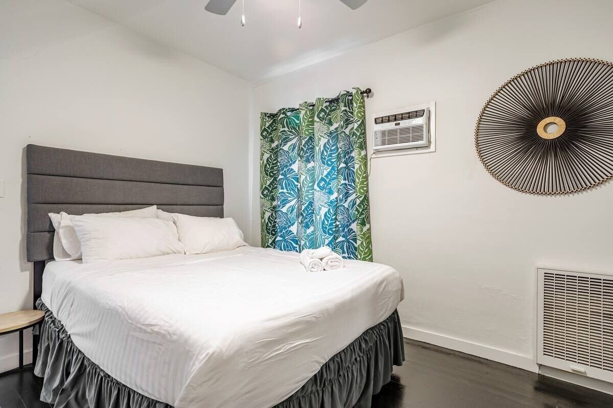 Building Photo - 1806 Washington Way