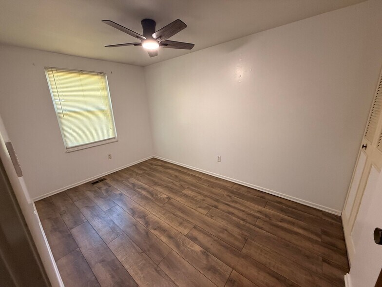 Building Photo - 211 Butler Trail