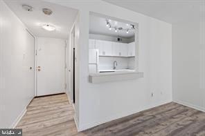 Building Photo - 3100 S Manchester St