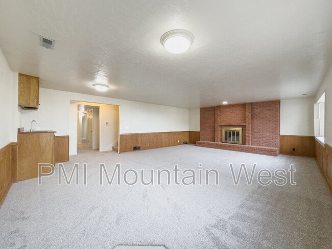 Building Photo - 1123 S 1500 E