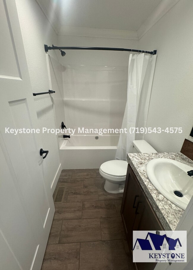 Building Photo - 632/634 Edna Lane