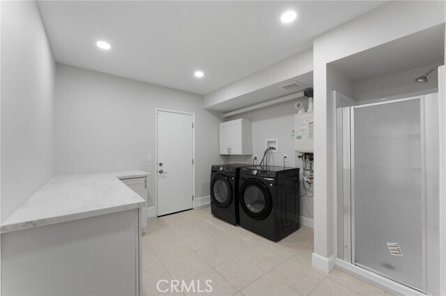 Building Photo - 25902 Serenata Dr