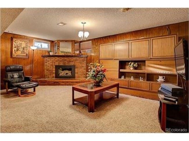 Building Photo - 10711 Blue Jay Ln