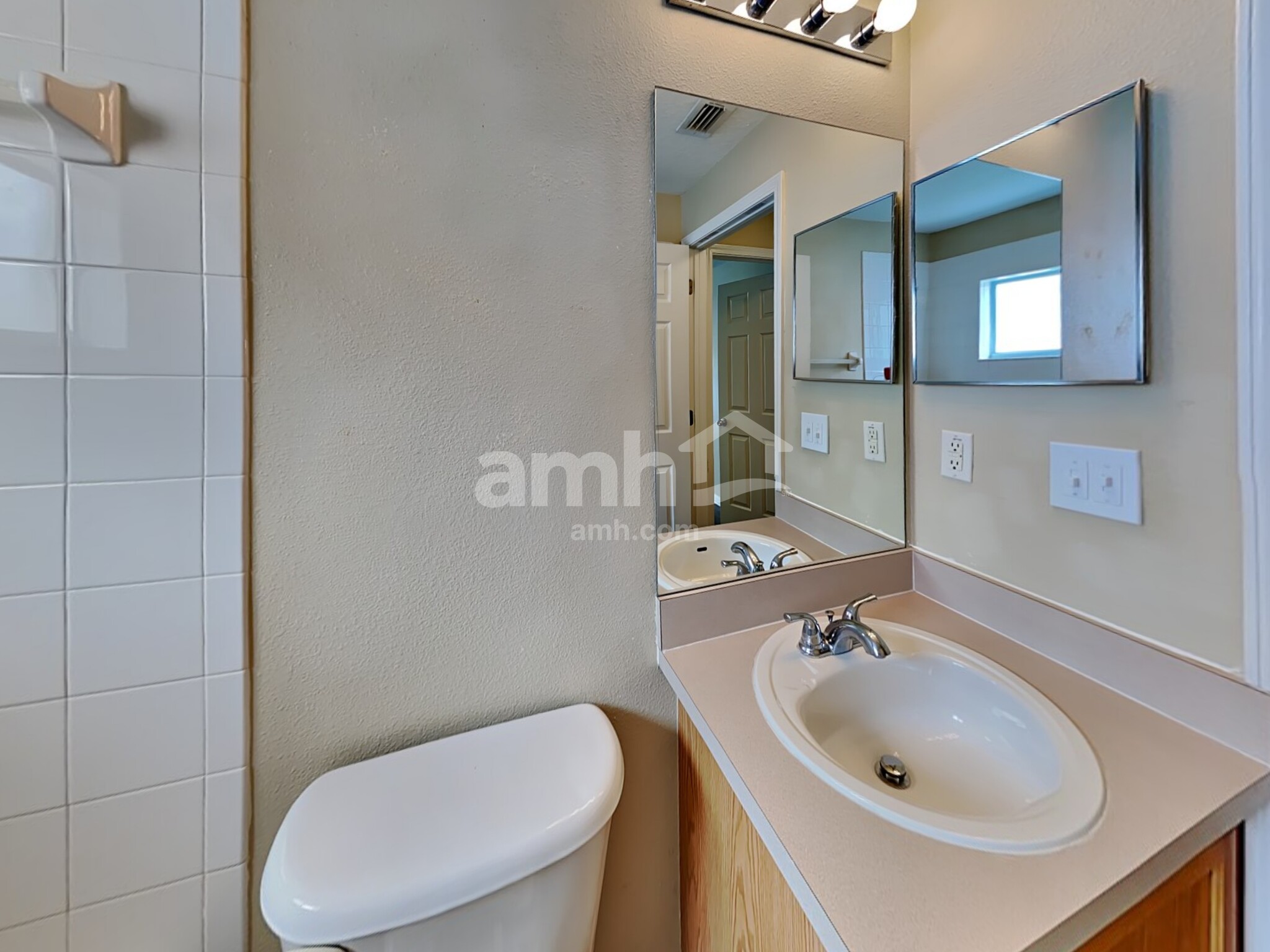 Building Photo - 505 Lindsay Anne Ct