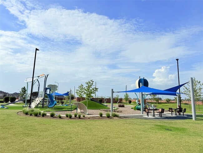 Building Photo - 1499 Twilight Grn Dr