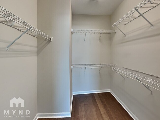 Building Photo - 1653 Pasture Hills Dr