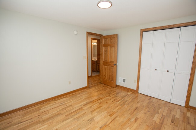 Building Photo - 409 Donna Bella Pl