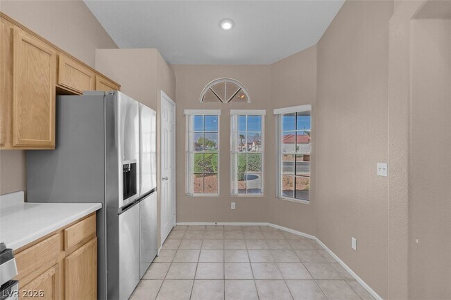 Building Photo - 2007 Mountain Sunset Ave