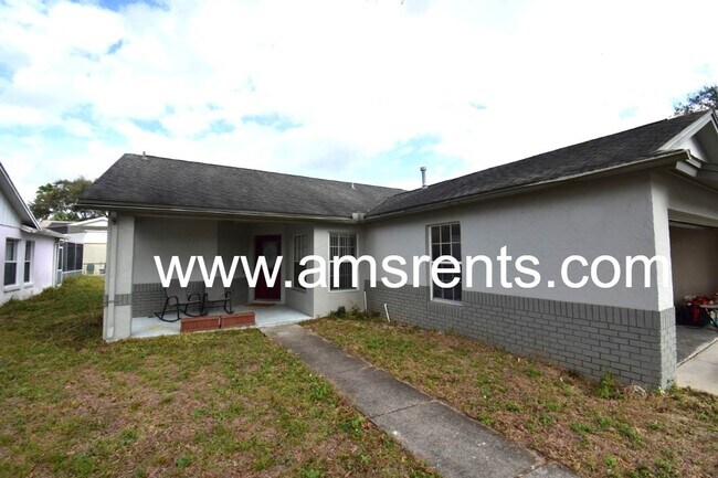 Building Photo - Spacious 3 bedroom House in Indian Ridge Villas