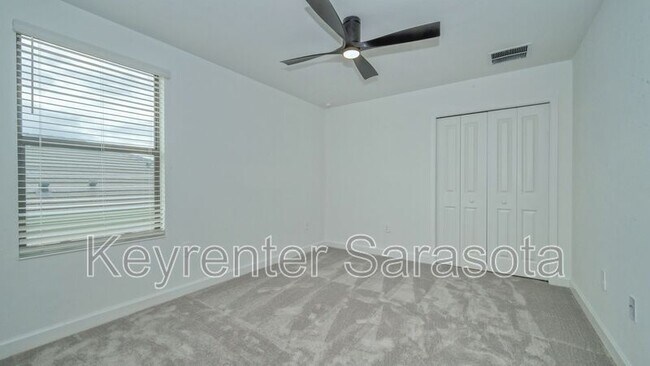 Building Photo - 4873 Seafoam Trl
